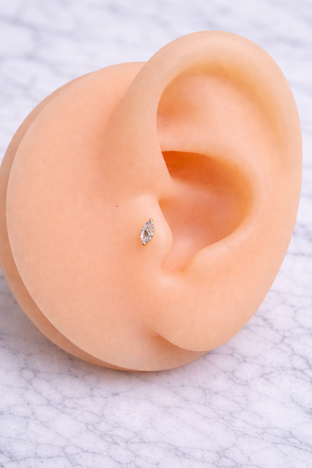 💫 3. Piercing marquise zircon – Titane ASTM F-136